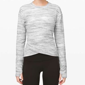 Lululemon close to crossing shirt